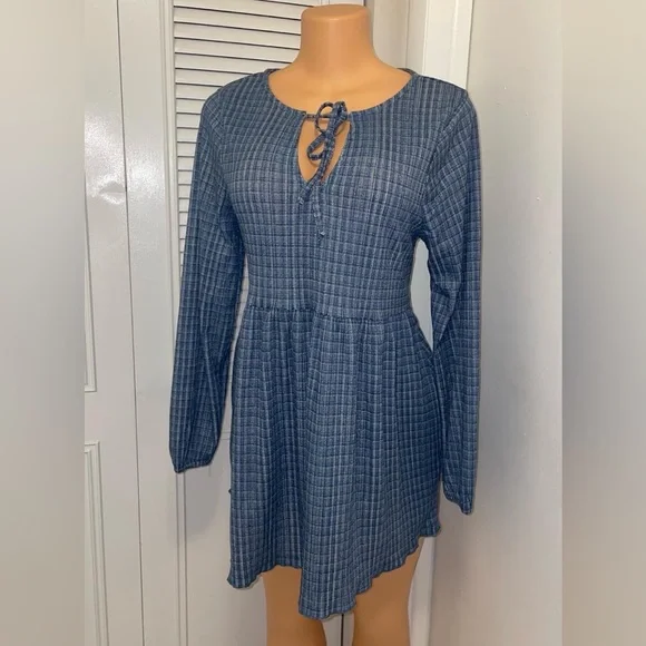 NWT mini long sleeve dress size L - Picture 1 of 5